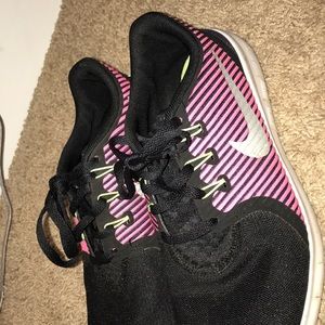 Nike Free Run CMTR     Size: US 7